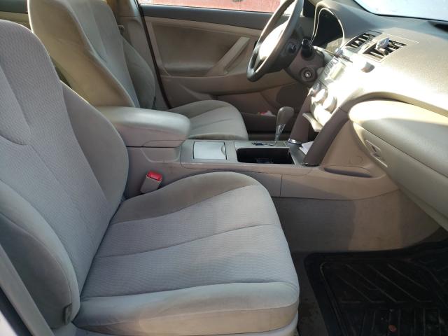 Photo 4 VIN: 4T4BF3EK4BR088938 - TOYOTA CAMRY BASE 