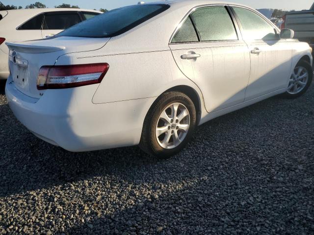 Photo 2 VIN: 4T4BF3EK4BR094528 - TOYOTA CAMRY BASE 