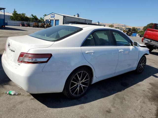 Photo 2 VIN: 4T4BF3EK4BR098367 - TOYOTA CAMRY 