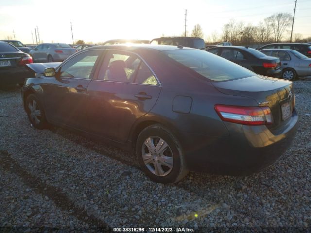 Photo 2 VIN: 4T4BF3EK4BR103213 - TOYOTA CAMRY 