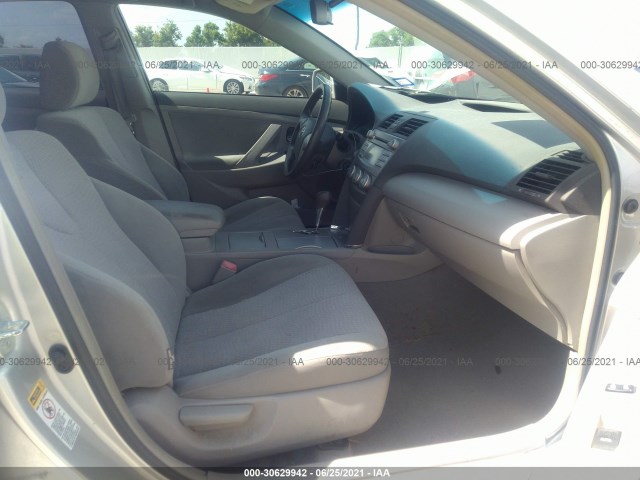 Photo 4 VIN: 4T4BF3EK4BR118312 - TOYOTA CAMRY 