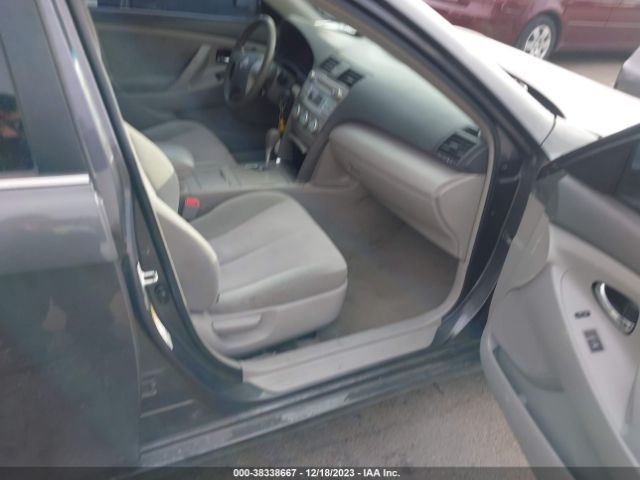 Photo 4 VIN: 4T4BF3EK4BR152296 - TOYOTA CAMRY 