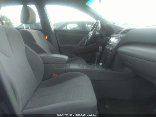 Photo 4 VIN: 4T4BF3EK4BR200511 - TOYOTA CAMRY 