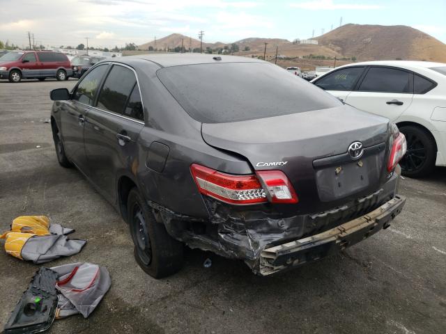 Photo 2 VIN: 4T4BF3EK4BR211542 - TOYOTA CAMRY BASE 