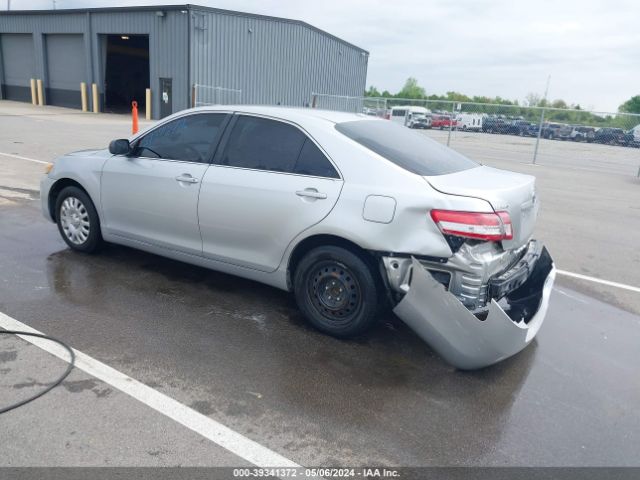 Photo 2 VIN: 4T4BF3EK4BR217860 - TOYOTA CAMRY 