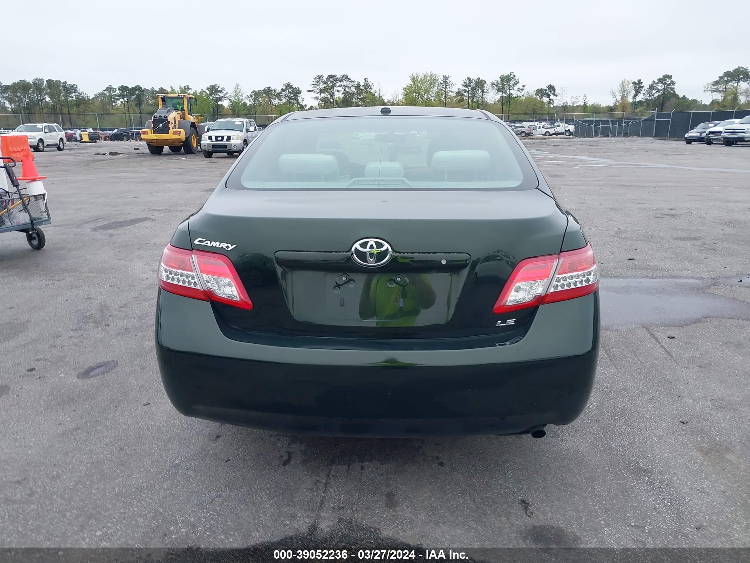 Photo 15 VIN: 4T4BF3EK5AR003121 - TOYOTA CAMRY 