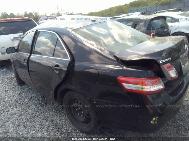 Photo 2 VIN: 4T4BF3EK5AR010828 - TOYOTA CAMRY 