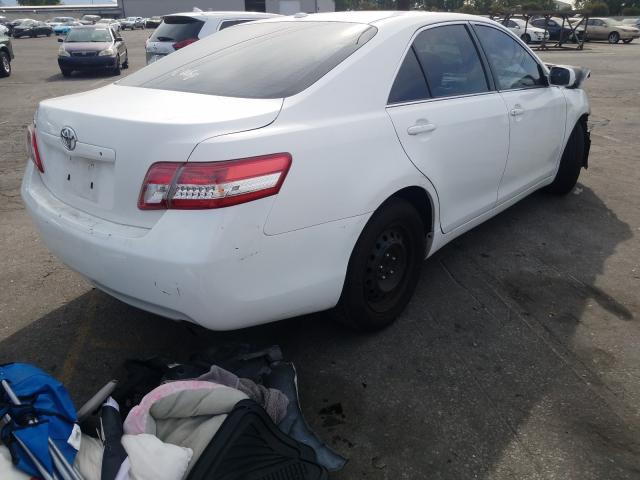 Photo 3 VIN: 4T4BF3EK5AR031002 - TOYOTA CAMRY BASE 