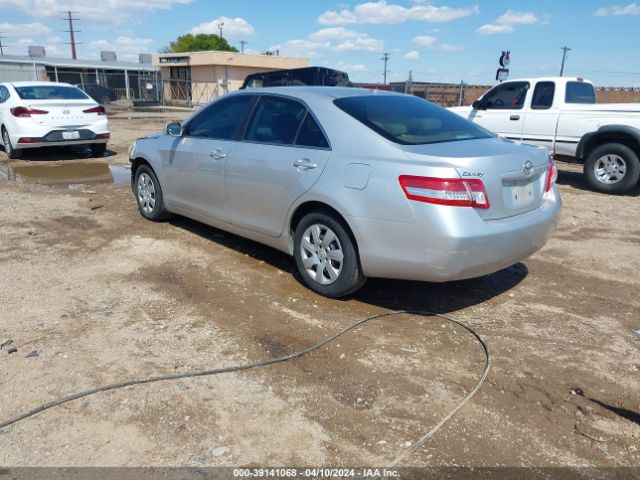 Photo 2 VIN: 4T4BF3EK5AR053856 - TOYOTA CAMRY 