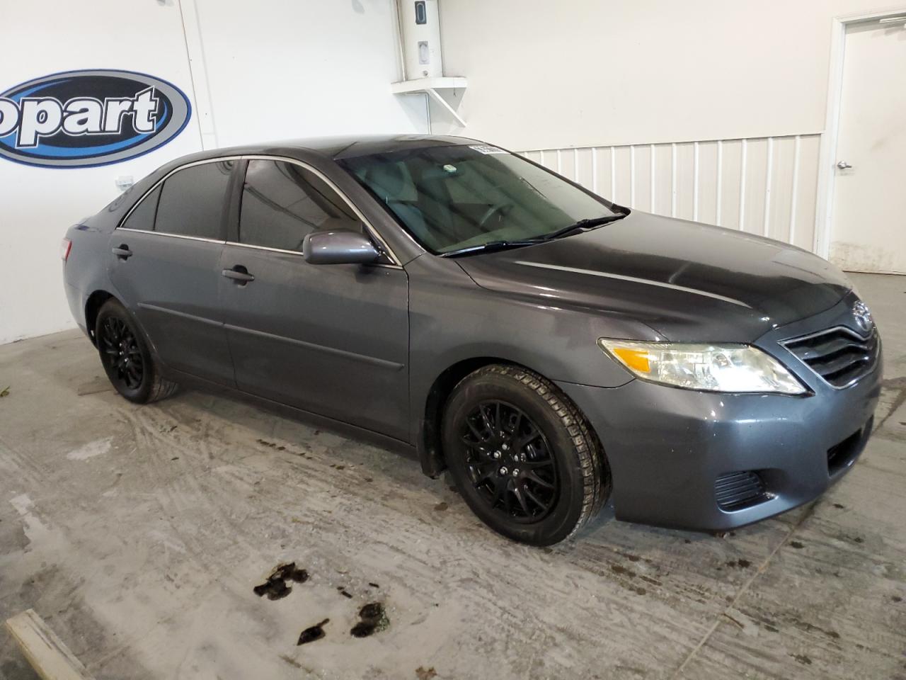 Photo 3 VIN: 4T4BF3EK5AR054327 - TOYOTA CAMRY 