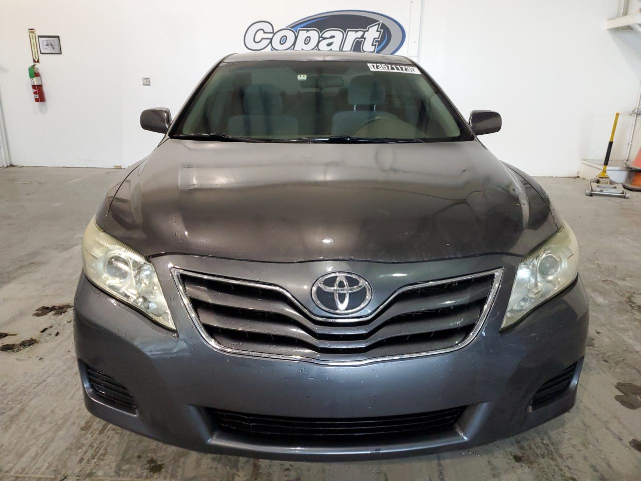 Photo 4 VIN: 4T4BF3EK5AR054327 - TOYOTA CAMRY 