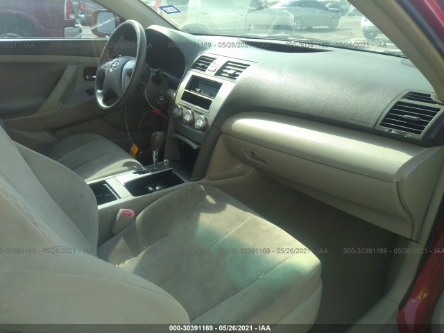 Photo 4 VIN: 4T4BF3EK5AR069362 - TOYOTA CAMRY 