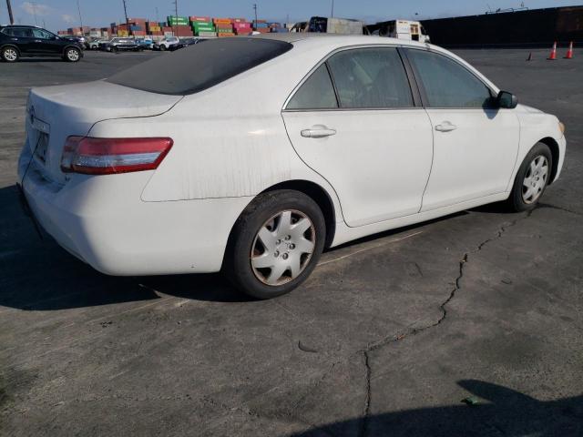 Photo 2 VIN: 4T4BF3EK5AR075789 - TOYOTA CAMRY BASE 