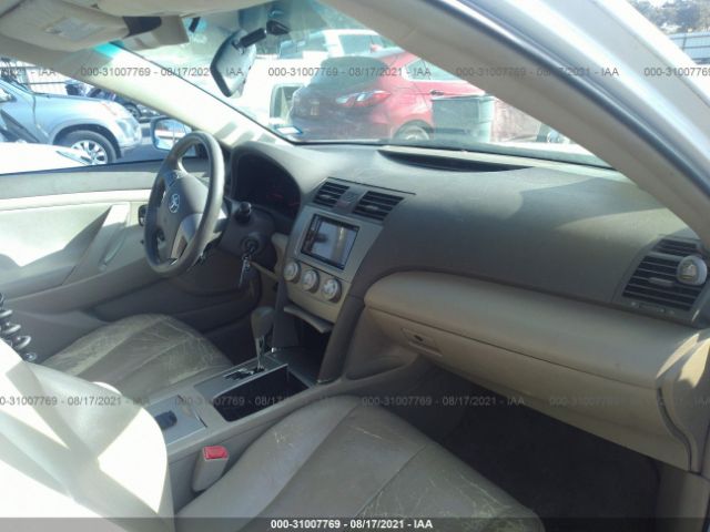 Photo 4 VIN: 4T4BF3EK5AR080894 - TOYOTA CAMRY 