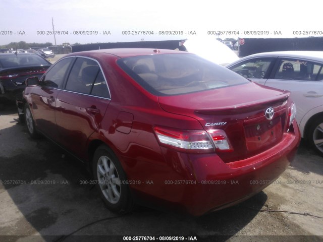 Photo 2 VIN: 4T4BF3EK5BR087989 - TOYOTA CAMRY 