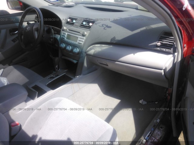 Photo 4 VIN: 4T4BF3EK5BR087989 - TOYOTA CAMRY 