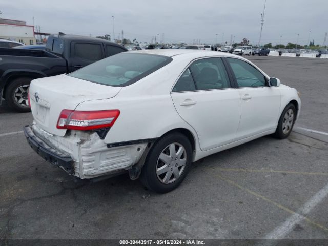 Photo 3 VIN: 4T4BF3EK5BR088463 - TOYOTA CAMRY 