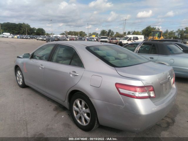 Photo 2 VIN: 4T4BF3EK5BR090293 - TOYOTA CAMRY 