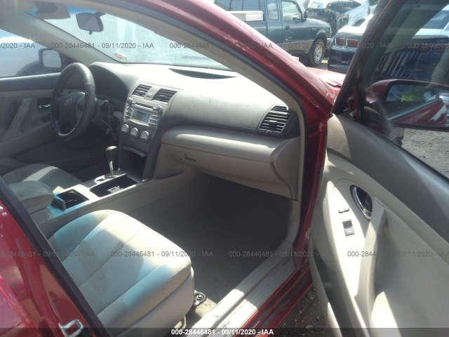 Photo 4 VIN: 4T4BF3EK5BR100420 - TOYOTA CAMRY 