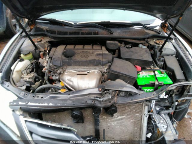 Photo 9 VIN: 4T4BF3EK5BR105083 - TOYOTA CAMRY 