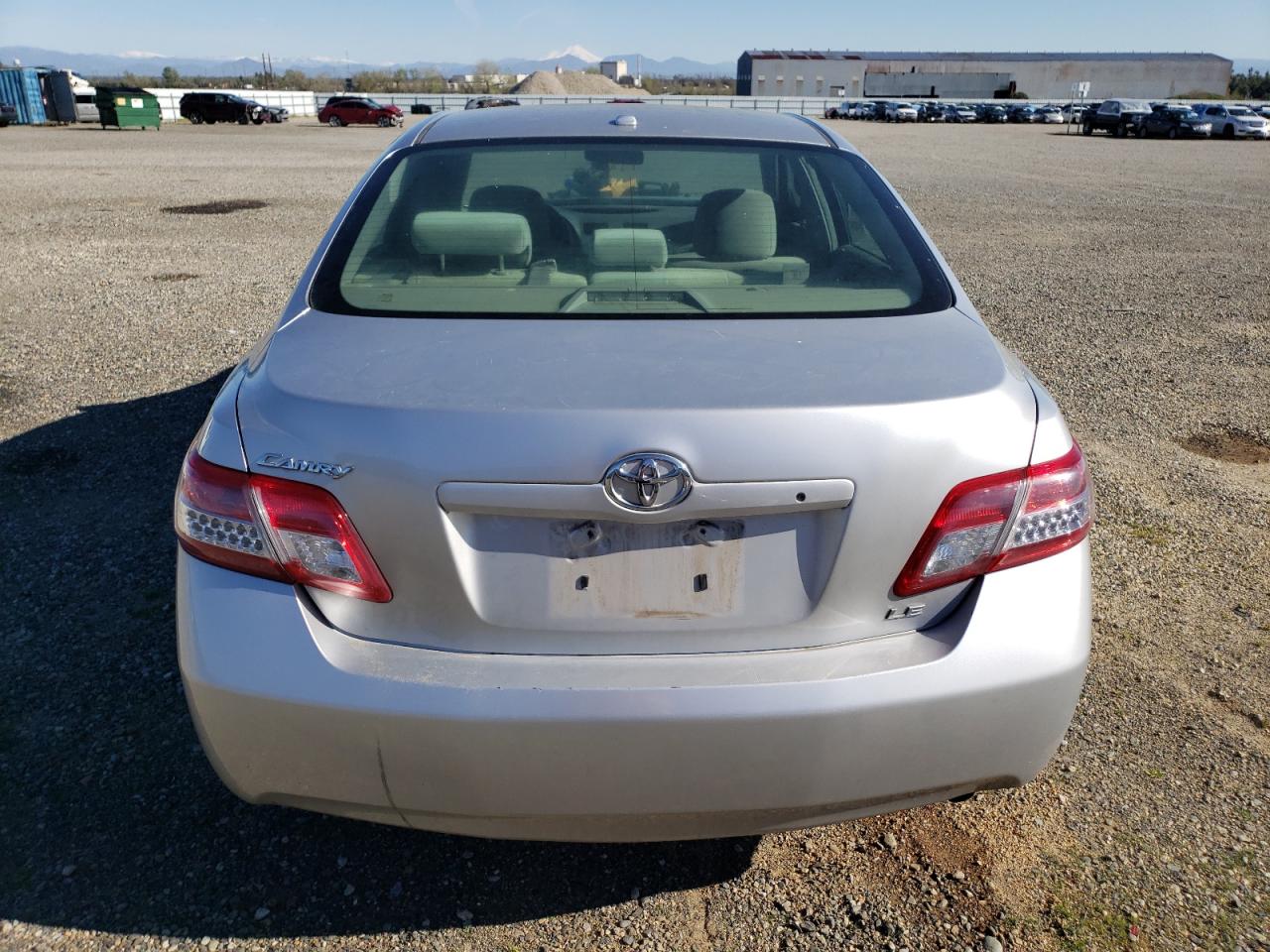 Photo 5 VIN: 4T4BF3EK5BR116407 - TOYOTA CAMRY 