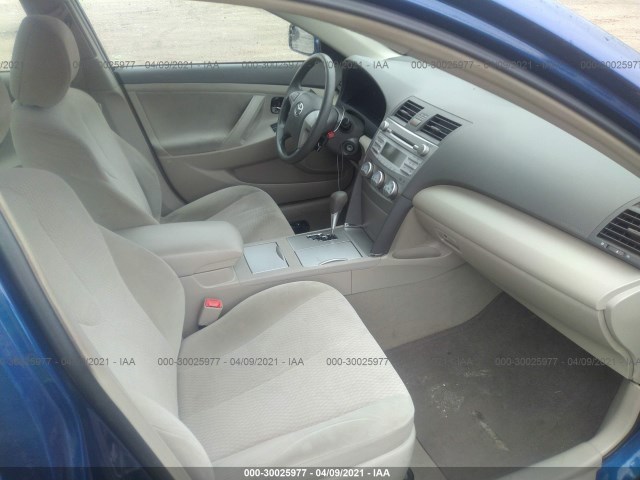 Photo 4 VIN: 4T4BF3EK5BR134891 - TOYOTA CAMRY 