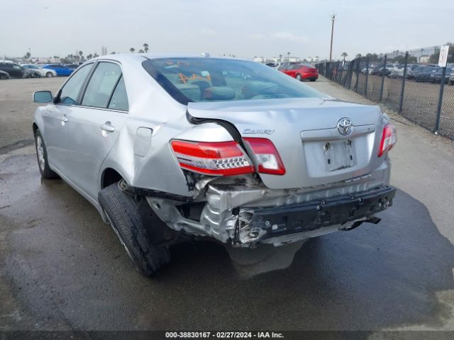 Photo 5 VIN: 4T4BF3EK5BR140058 - TOYOTA CAMRY BASE 