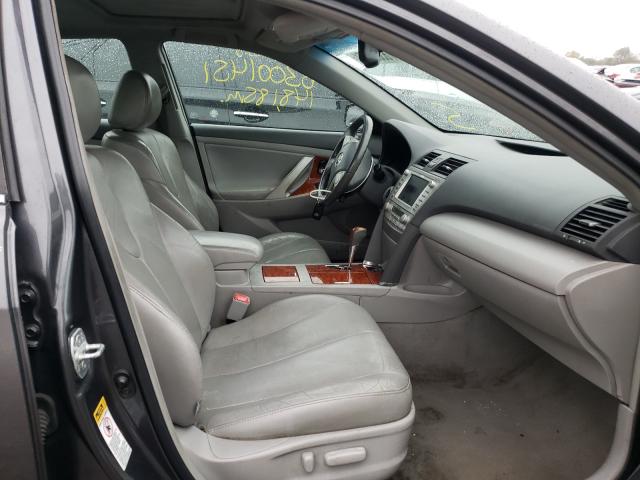 Photo 4 VIN: 4T4BF3EK5BR141906 - TOYOTA CAMRY BASE 