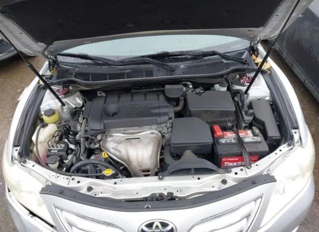 Photo 9 VIN: 4T4BF3EK5BR152842 - TOYOTA CAMRY 