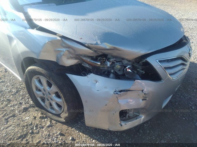 Photo 5 VIN: 4T4BF3EK5BR175571 - TOYOTA CAMRY 