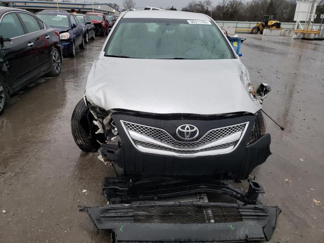 Photo 4 VIN: 4T4BF3EK5BR191088 - TOYOTA CAMRY BASE 