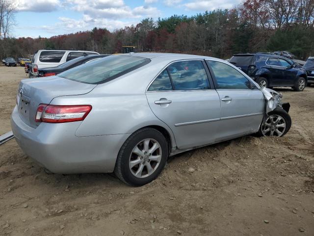 Photo 2 VIN: 4T4BF3EK5BR199501 - TOYOTA CAMRY BASE 