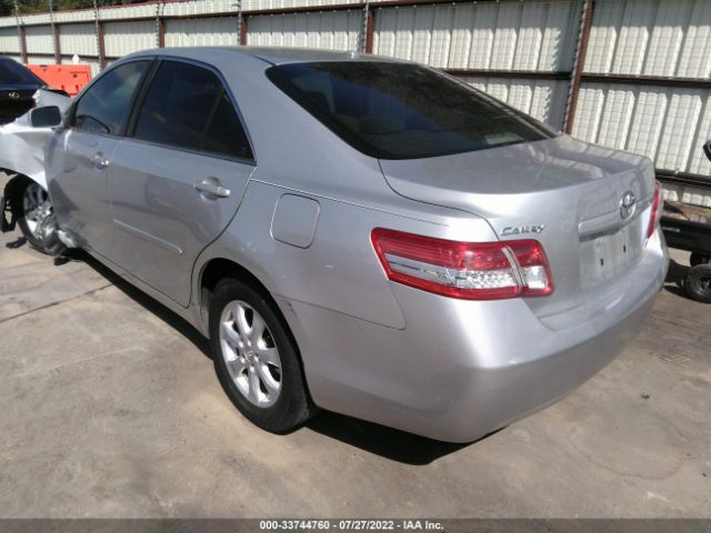 Photo 2 VIN: 4T4BF3EK5BR208469 - TOYOTA CAMRY 