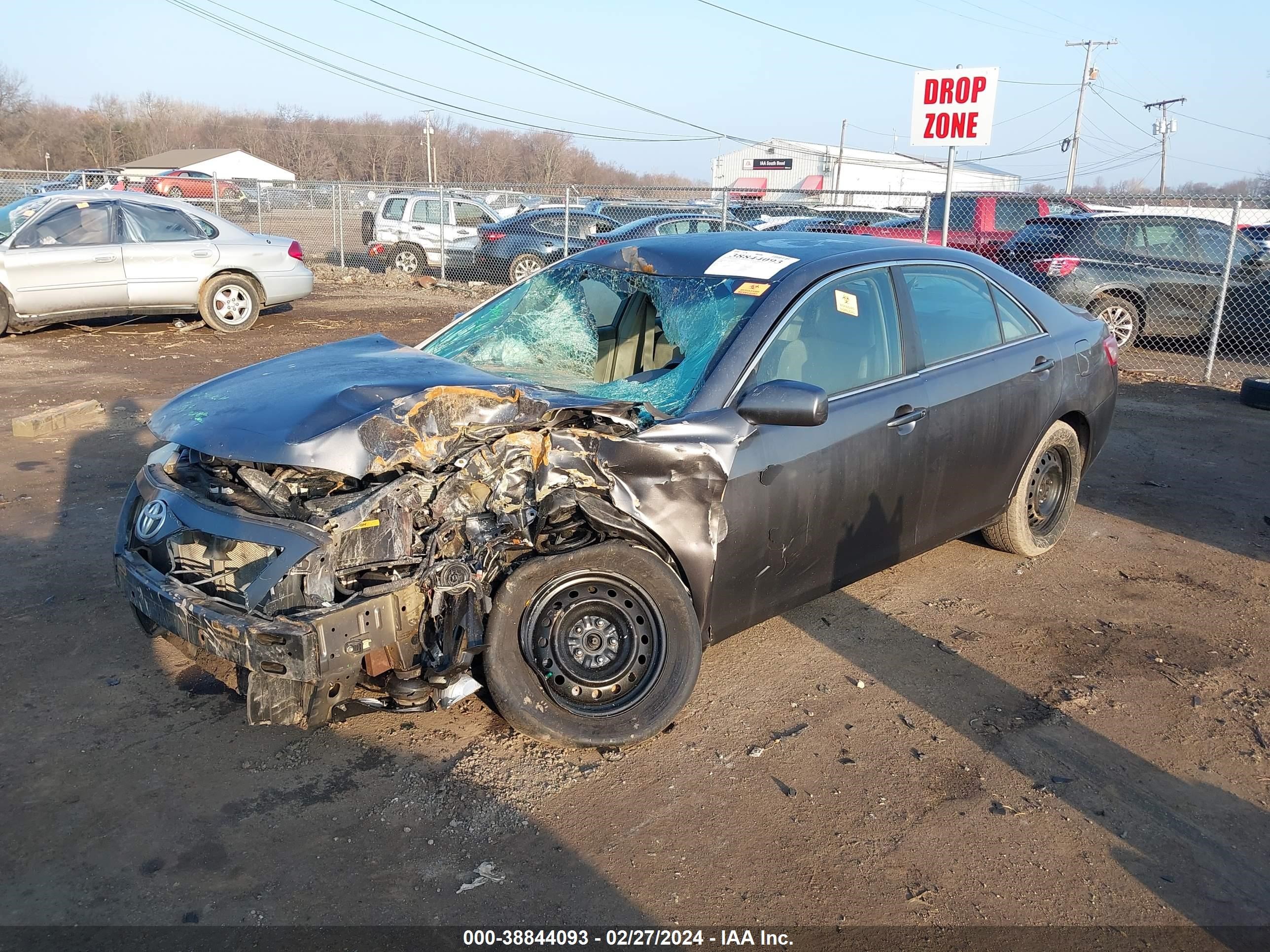 Photo 1 VIN: 4T4BF3EK5BR209802 - TOYOTA CAMRY 