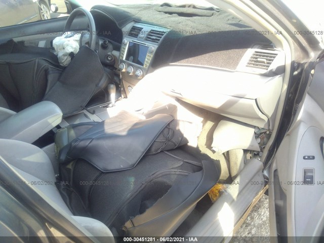 Photo 4 VIN: 4T4BF3EK6AR010952 - TOYOTA CAMRY 