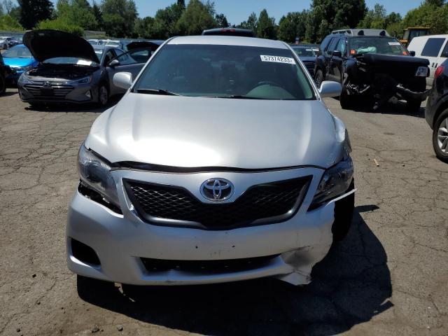 Photo 4 VIN: 4T4BF3EK6AR028366 - TOYOTA CAMRY 4D 2 