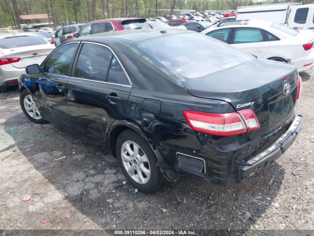 Photo 2 VIN: 4T4BF3EK6BR104699 - TOYOTA CAMRY 