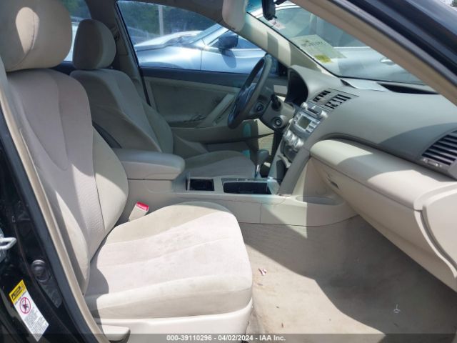 Photo 4 VIN: 4T4BF3EK6BR104699 - TOYOTA CAMRY 