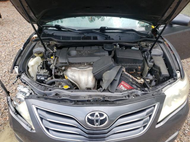 Photo 6 VIN: 4T4BF3EK6BR112883 - TOYOTA CAMRY BASE 