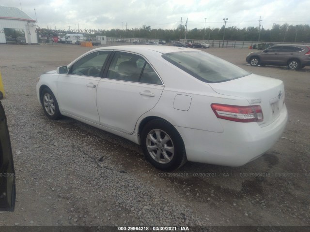 Photo 2 VIN: 4T4BF3EK6BR120837 - TOYOTA CAMRY 