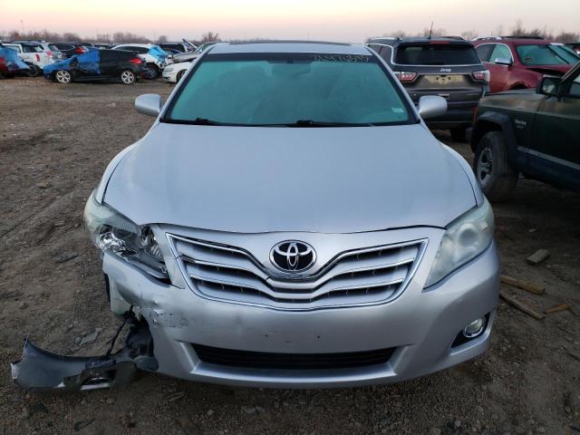 Photo 4 VIN: 4T4BF3EK6BR128730 - TOYOTA CAMRY BASE 