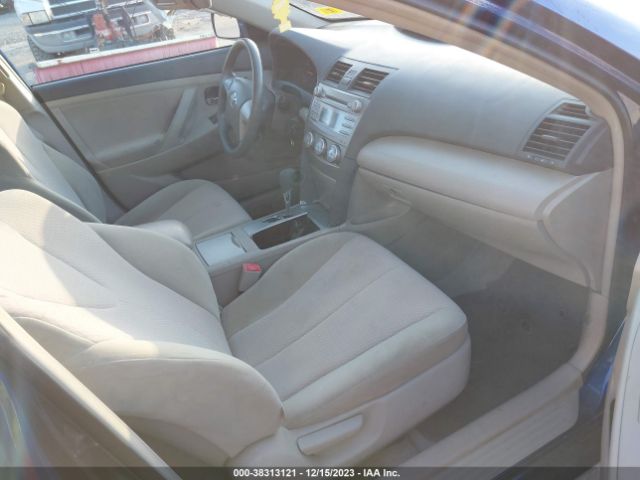 Photo 4 VIN: 4T4BF3EK6BR132504 - TOYOTA CAMRY 