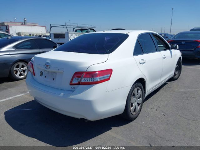 Photo 3 VIN: 4T4BF3EK6BR142725 - TOYOTA CAMRY 