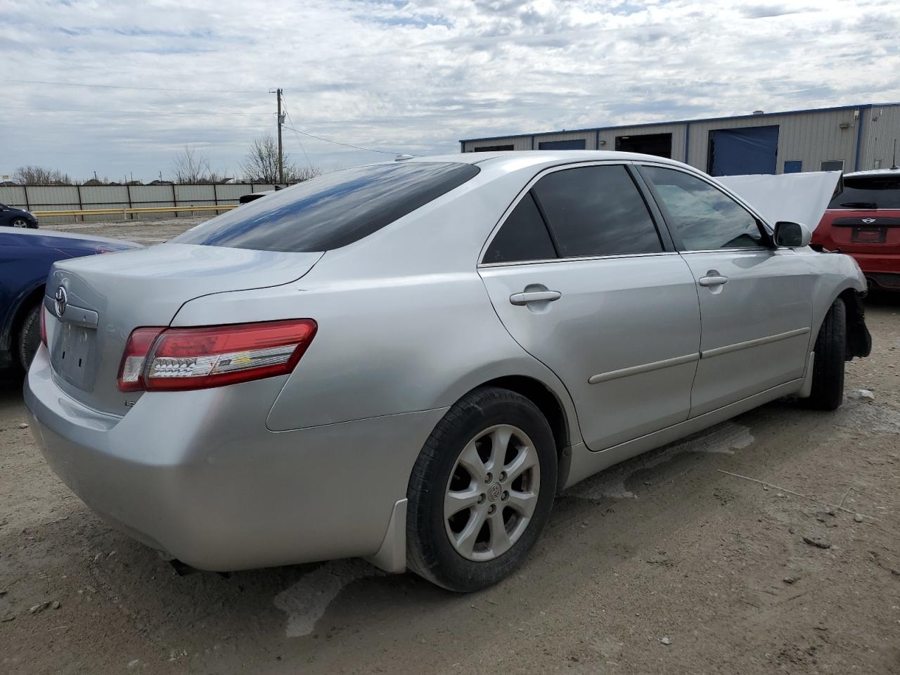 Photo 2 VIN: 4T4BF3EK6BR154308 - TOYOTA CAMRY 