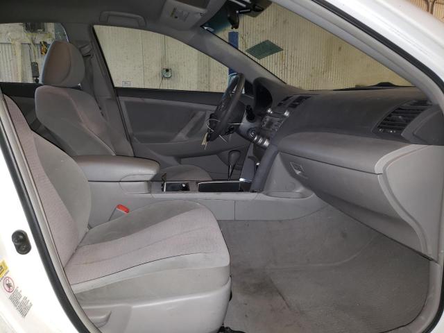 Photo 4 VIN: 4T4BF3EK6BR158830 - TOYOTA CAMRY BASE 