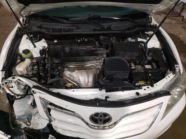 Photo 6 VIN: 4T4BF3EK6BR158830 - TOYOTA CAMRY BASE 