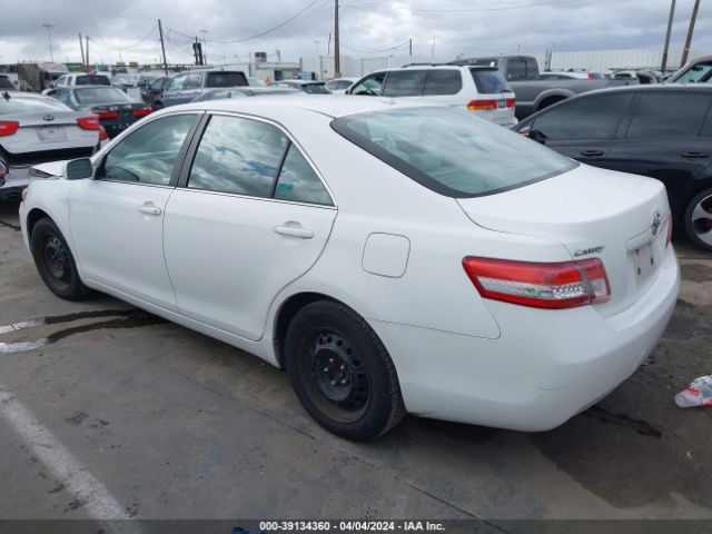 Photo 2 VIN: 4T4BF3EK6BR159735 - TOYOTA CAMRY 