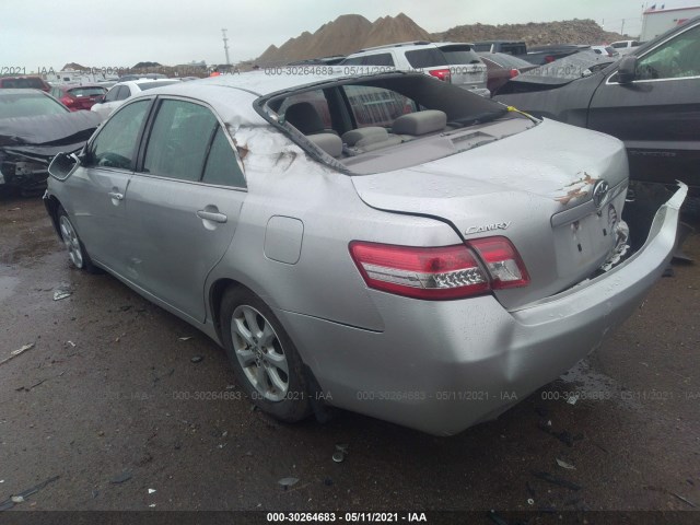 Photo 2 VIN: 4T4BF3EK6BR173179 - TOYOTA CAMRY 