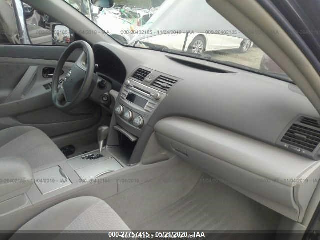 Photo 4 VIN: 4T4BF3EK6BR174803 - TOYOTA CAMRY 