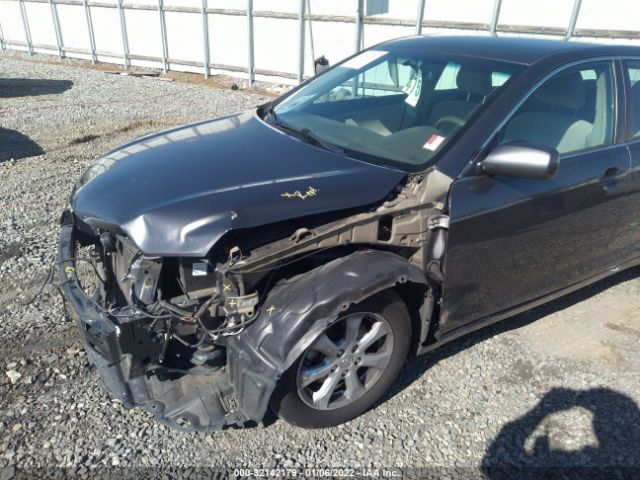 Photo 5 VIN: 4T4BF3EK6BR184165 - TOYOTA CAMRY 